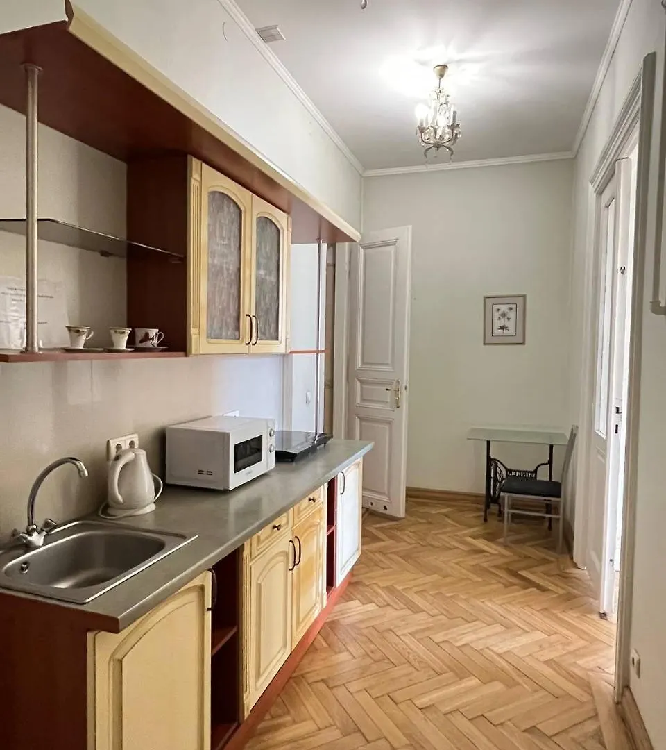 Апартаменти На Театральній Lviv Apartment